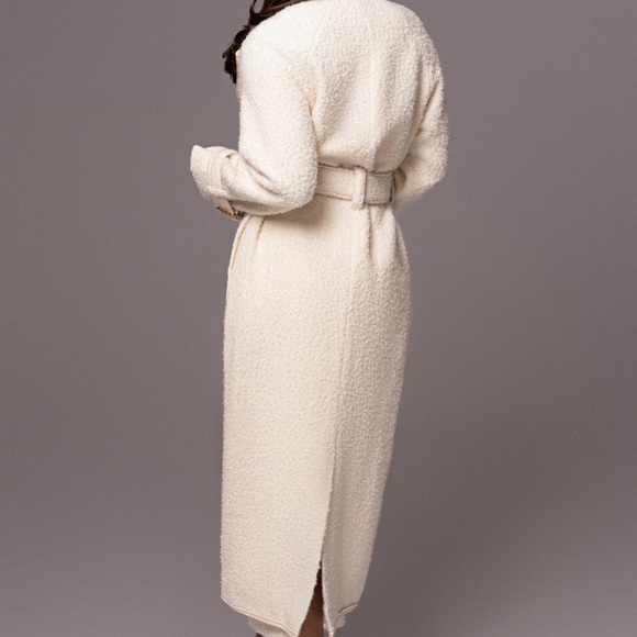 JLUXLABEL Ivory Fit For Success Elegant Cream Women's Boucle Belted Coat - Picture 10 of 10
